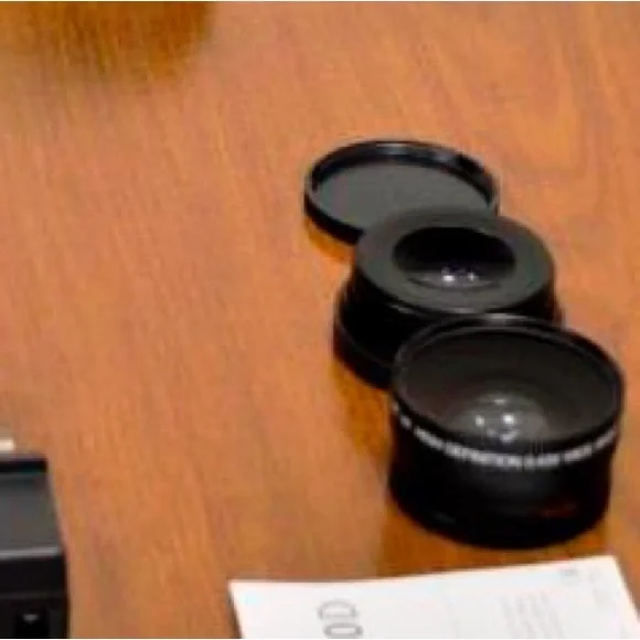 Canon EOS 50D Black Digital Camera Kit - Picture 10 of 15